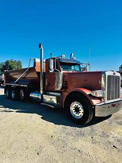 2017 Peterbilt 389 Dump Truck