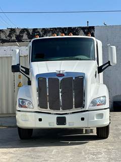 2022 Peterbilt 579 Dump Truck