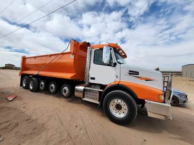 2016 Volvo Dump Truck