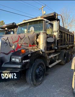 2001 Western Star 4900 Dump Truck