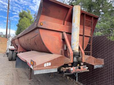 1993 Commander End Dump Trailer