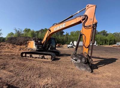 2017 Case CX210D Excavator - Shear
