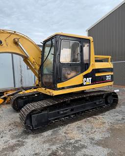 Caterpillar 312 Excavator - Bucket & Thumb