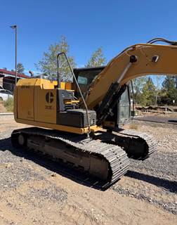 2014 Caterpillar 312EL Excavator - 2 Buckets + Hydraulic Hammer