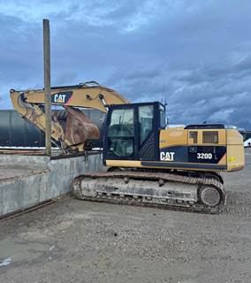 2010 Caterpillar 320DL Excavator