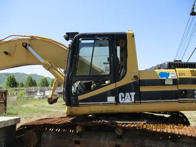 Caterpillar 325BL Excavator