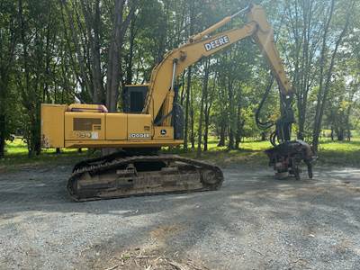 2006 John Deere 2054 Logger Excavator w/ 622b Waratah Head
