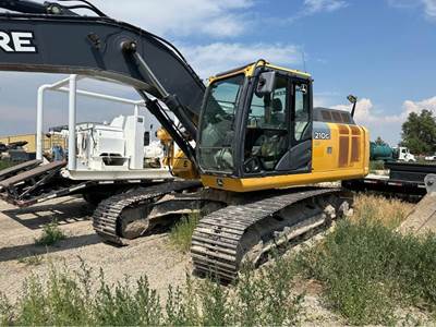 2014 John Deere 210G Excavator
