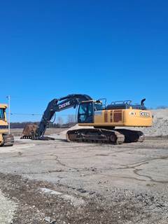 2018 John Deere 350G Excavator