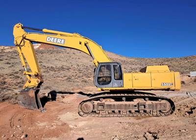 2002 John Deere 550LC Excavator - Buckets