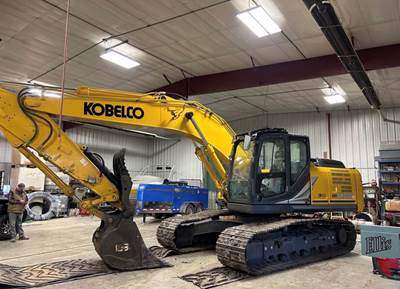 2022 Kobelco SK210LC-11 Excavator - Bucket & Thumb