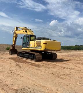 2014 Kobelco SK350 Excavator - Buckets