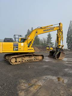 2017 Komatsu PC210LC Excavator - Buckets