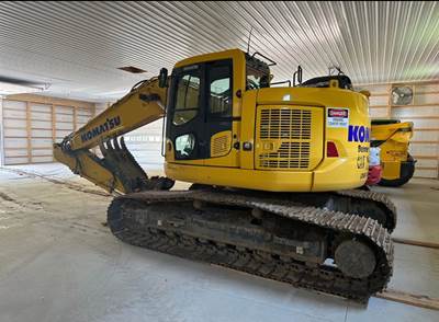 2022 Komatsu PC238USLC-11 Excavator - Bucket & Thumb