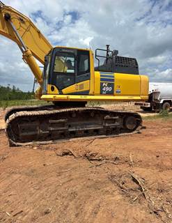 2019 Komatsu PC490LC Excavator
