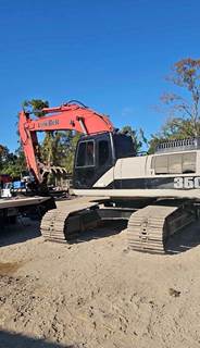 2012 Link-Belt 350 X2 Excavator - Bucket & Thumb