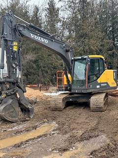 2021 Volvo EC140EL Excavator - Bucket & Thumb