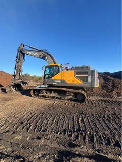 2022 Volvo EC380 EL Excavator