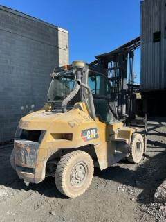 2016 Caterpillar DP70 15,500# Forklift