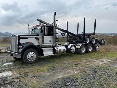 2021 Kenworth W900B Logging Truck