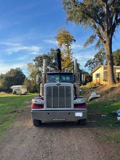 2011 Peterbilt 389 Logging Truck