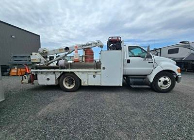 2005 Ford F-650 Mechanic / Service / Crane Truck