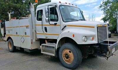 2010 Freightliner M2 106 Extended Cab Extended Cab Mechanic / Service Truck