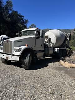 2007 Kenworth W900 Mixer / Ready Mix / Concrete Truck