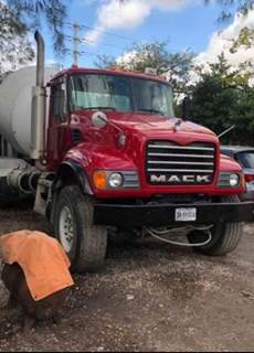 2006 Mack E7 Mixer / Ready Mix / Concrete Truck