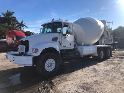 2007 Mack Granite CV713 Mixer / Ready Mix / Concrete Truck