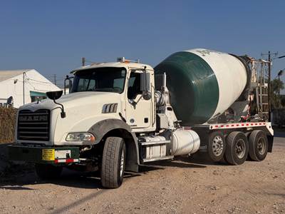 2016 Mack Granite GU813 Concrete Mixer Truck