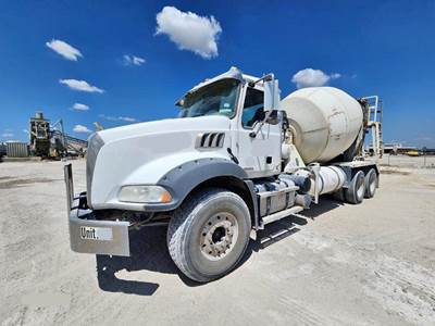 2021 Mack Mixer / Ready Mix / Concrete Truck