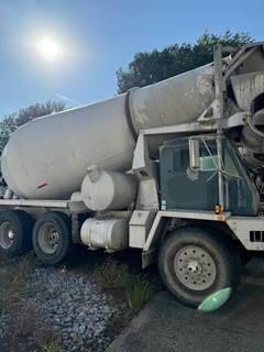2003 Oshkosh Mixer / Ready Mix / Concrete Truck