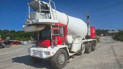 2020 Oshkosh Mixer / Ready Mix / Concrete Truck