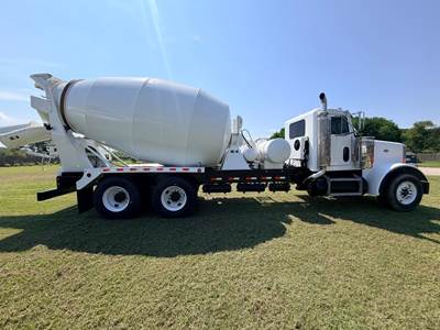 1994 Peterbilt 357 Mixer / Ready Mix / Concrete Truck