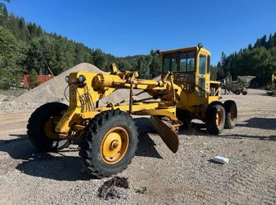 1970 Caterpillar 12F Motor Grader