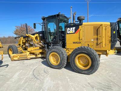 2016 Caterpillar 12M3 Motor Grader