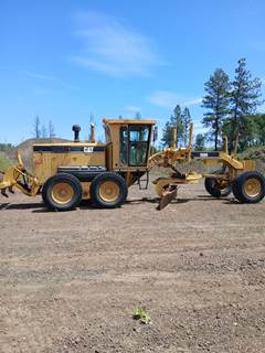 2010 Caterpillar 160H Motor Grader