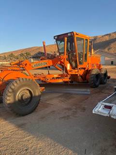 2002 Champion 720A Motor Grader