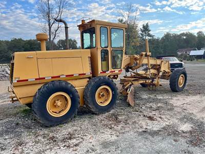 1980 Galion 830 Motor Grader 1800 hours