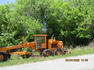John Deere 670B Motor Grader
