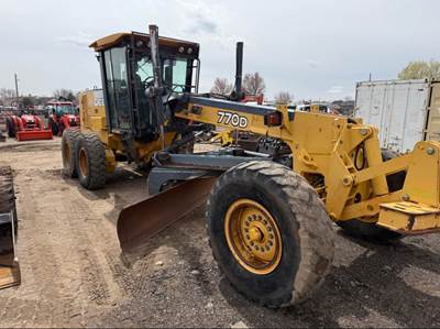 2006 John Deere 770D Motor Grader