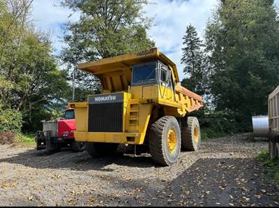 1990 Komatsu 210m Off-Highway Truck
