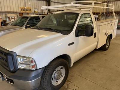 2006 Ford F-350 Truck