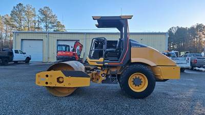 2021 Volvo SD75B Smooth Drum Roller Compactor