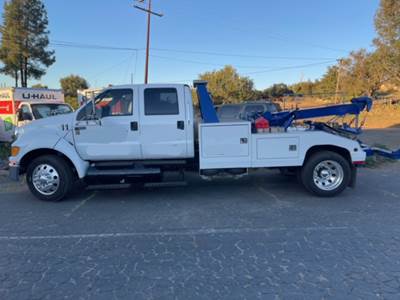 2011 Ford F-650 Wrecker Tow Truck