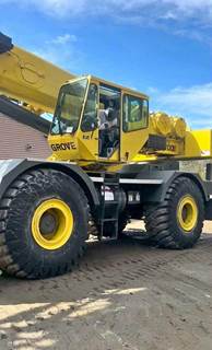 Grove RT700E 60-Ton Rough Terrain Crane