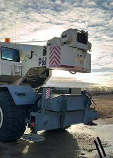 【中古】 High Society PeteFountain 1980 P&H OMEGA 40 Rough Terrain Crane For Sale, 3,097 Hours