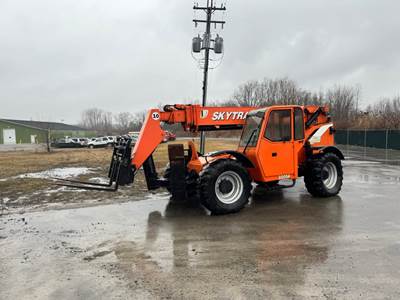 2007 SkyTrak 10054 Rough Terrain Forklift