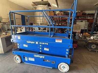 UpRight 26N Scissor Lift